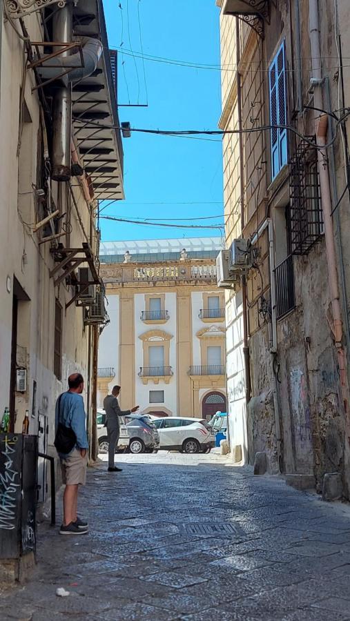 Appartamento In Pieno Centro I Mori E Le Dame Palermo Dış mekan fotoğraf
